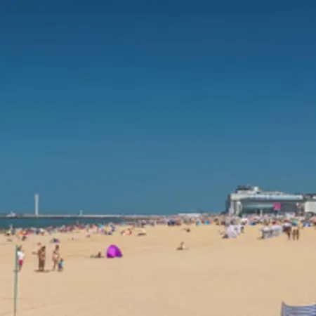 Appartement Hippe Flat+Parking In Winkelstraat,Strand Vlakbij *